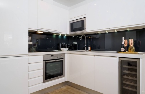 Covent Garden Appartement | New! 1Bedr/3 Beds/1 Bath Covent Garden