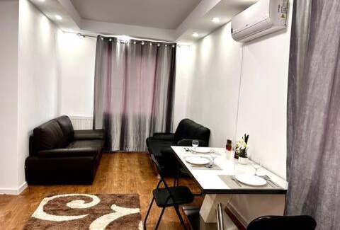 Voluntari Appartement | NEW 1BR Apartment w Parking and Fast Wi-fi