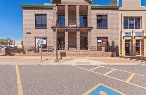 Fountain Hills Copropriété | New! 2 Bed/2 Bath-On The Avenue