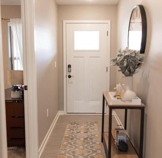Loves Park Maison | New 2 Bed with Office in Loves Park