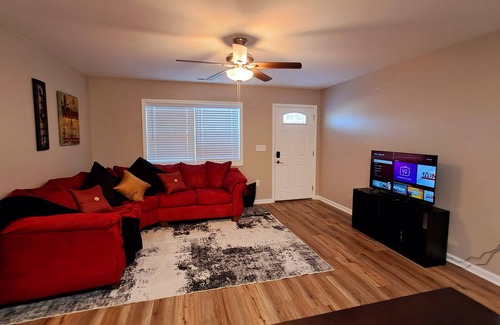 Manchester Appartement | New 2-bedroom apartment in the heart of Manchester close to I-24.