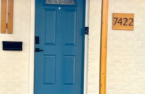 South Westminster Maison | NEW 2 BR 1 BA Home Office Escape!