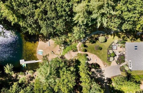 Milford Maison | NEW 2 Villas Private Quarry Oasis Sleeps 24