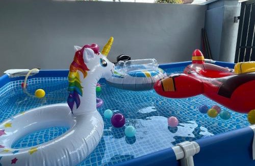 George Town Maison | -NEW- 22Pax 5R4B V KTV,KID'S POOL,POOL TABLE NEAR USM,LWE HOSPITAL,SPI ARENA