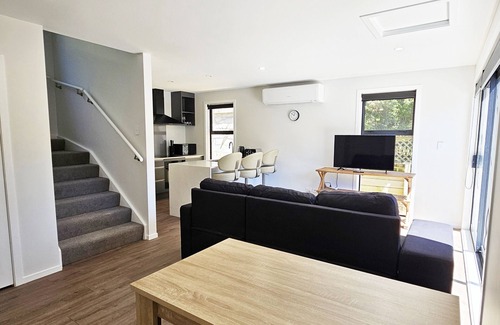 Wellington Maison | NEW 3 Bedroom and Garage Home, City Fringe!