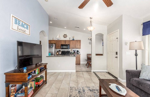 Circle Cross Ranch Maison | **NEW** 3 Bedroom w/ den! 5 Queen beds! Heated Private Pool!