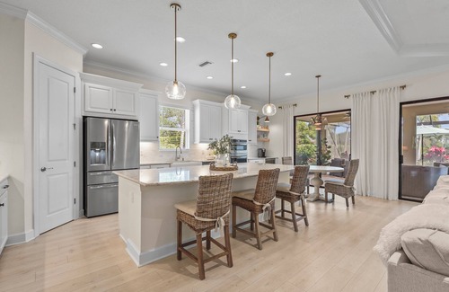 Sarasota Maison | NEW! 3Bd/3Br Exceptional Home in Resort Community