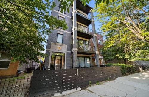 Near West Side Appartement | New 3Bed 3Bath Condo with Parking by United Center
