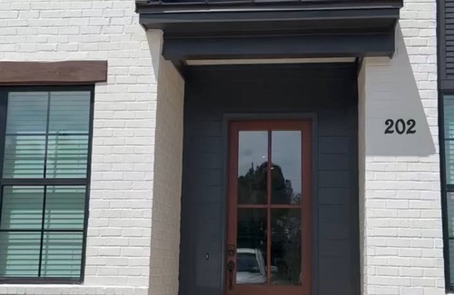 Starkville Copropriété | New 3BR/3.5BA condo 1.2 miles from MSU and 1.9 miles from the Cotton District!