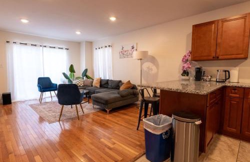Ampere Appartement | New 4 Apts-198-3 Bed Apt 1st Floor & 3 Bed Apt 2nd Floor - 1 Bed Studio Apt Ground Floor & 1 Bed Studio Apt Ground Floor near Penn Station EWR Airport Hospital NYC