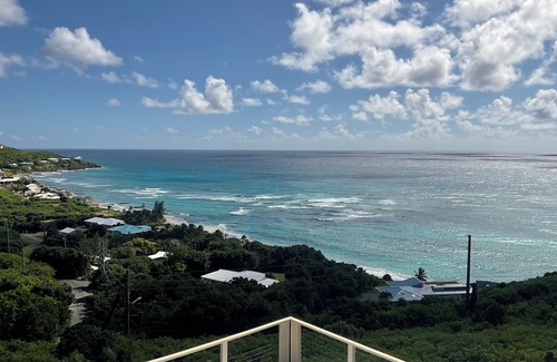 Christiansted Maison | New 4-bedroom house overlooking the ocean with beautiful view and ocean sound