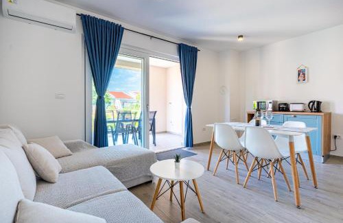Cres Appartement | New 4 star apartment M&A in town Cres