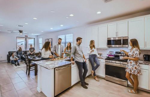 Estrella Village Maison | NEW - 5BR Home 20 min from Phoenix - AT