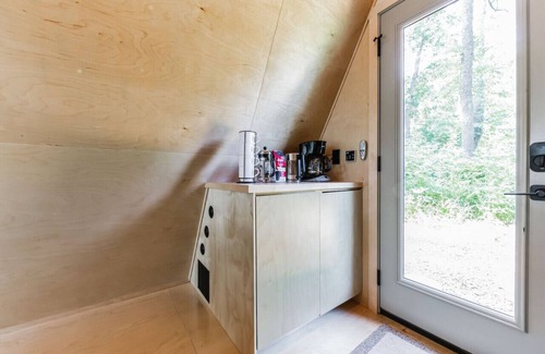 Steelville Maison | New A-Frame Tiny Home Retreat -With Private Sauna!