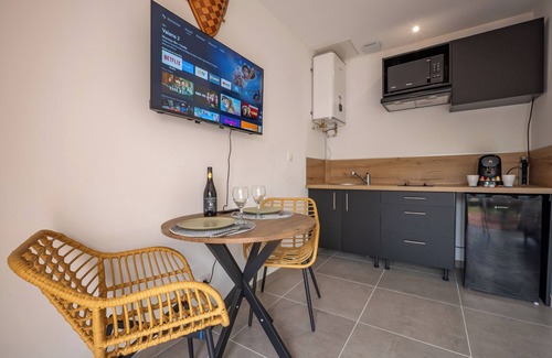 Le Poujol-sur-Orb Appartement | New air-conditioned apartment with terrace, near spa & greenway