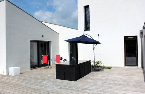 Saint-Germain-Du-Puch Maison | SUPERBE MAISON D'ARCHITECTE