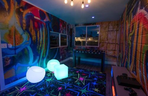 Golden Hill Maison | NEW Amazing Paradiso Urbano – POOL;SPA;GAMEROOM