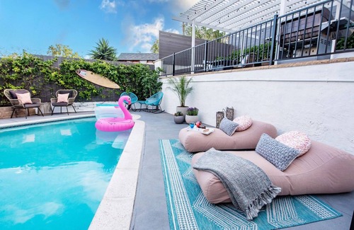 Golden Hill Maison | *NEW* Amazing Paradiso Urbano – POOL;SPA;GAMEROOM!