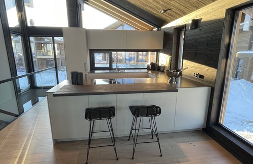 Hol Municipality Chalet De Ski | Cozy, new and modern moutain lodge with a nice view, ski inn/out