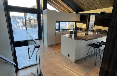 Hol Municipality Chalet De Ski | Cozy, new and modern moutain lodge with a nice view, ski inn/out