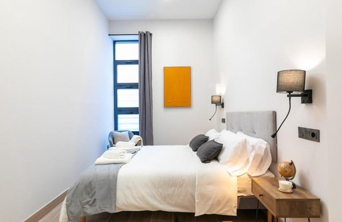 Numancia Appartement | New and spacious loft area Numancia