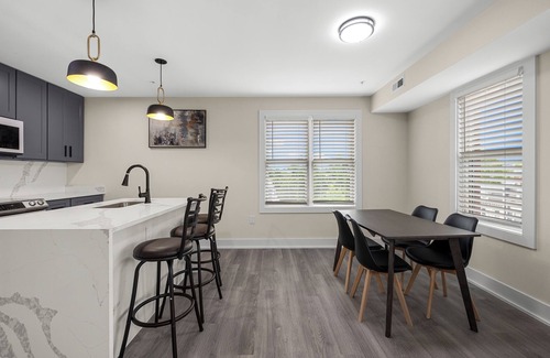 Columbia Heights Appartement | New Apartment Duplex 2-Bedroom