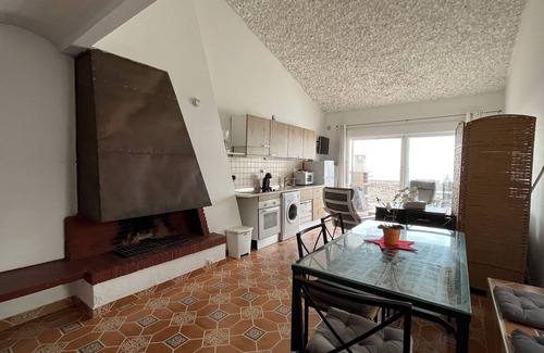 Bahia Dorada Appartement | NEW Apartment Nora - BEACH FRONT FREE WIFI, A/C, SAT TV, POOL,
