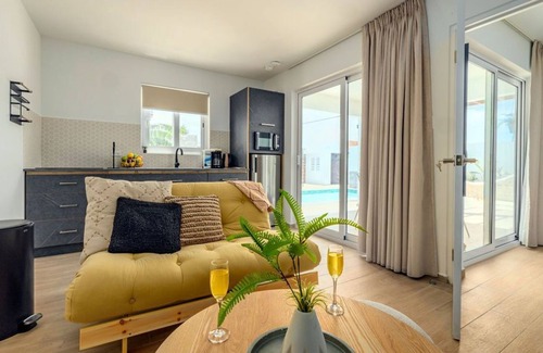 Bushiri Appartement | ✶NEW✶ Apartment & Private Pool near Eagle Beach