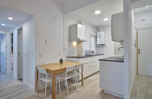 Numancia Appartement | NEW Apto 3 DORMITORIOS 15 min a Sol en metro