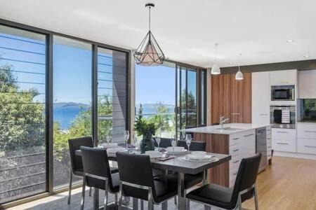 Blackmans Bay Maison | New Architect designed Coastal retreat-water views