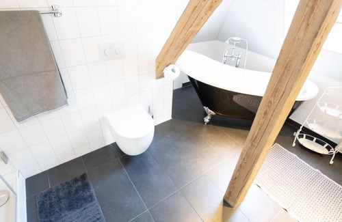 Radeberger Vorstadt Appartement | NOUVEAU à FeWo -direkt: appartement de 3 pièces directement sur la Dresdner Heide