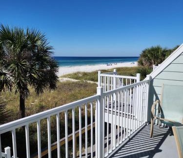 Sunnyside Maison | New Balcony at The Shores 101! Beach Front Townhouse! Gulf View Property!