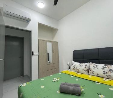 Simpang Ampat Appartement | NEW Batu Kawan 2Bedroom Suite near IKEA-Columbia Asia Hospital-BKIP-UOW Kdu