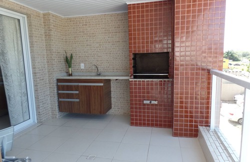 Indaia Appartement | Nouvel appartement sur la plage, les pieds dans le sable!