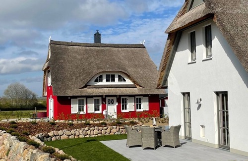 Boiensdorf Maison | New! Beautiful thatched house in an idyllic location!