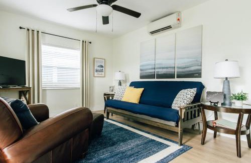 Pompano Beach Appartement | New & Blue - 2 blocks to the beach