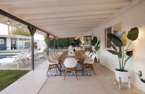 Scottsdale Estates Ten Maison | NEW Blue Agave Spacious 5BR/3BA with heated pool and casita