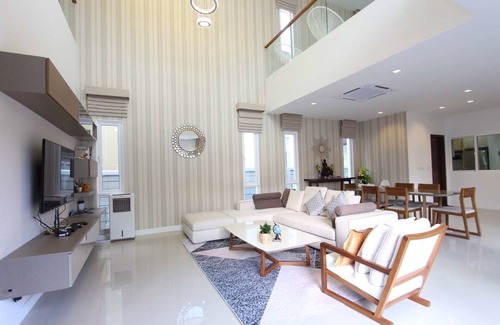 Ko Kaeo Villa | NOUVELLE MARQUE💛 Luxe immense 520 m². Villa avec piscine privée avec 4BR dans la ville de Phuket