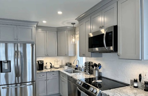 Laconia Maison | New build~Sunset View~Patio~Dock~Bring Your Boat!