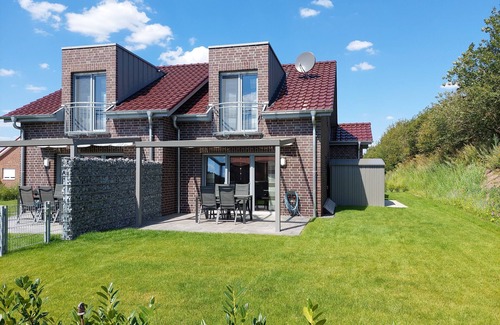 Geeste Appartement | NEW BUILD-Wonderful, modern and high-quality DHH, garden, wallbox, WLAN, near the lake