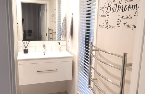Rolleston Maison | New Built Guest Suite in Rolleston