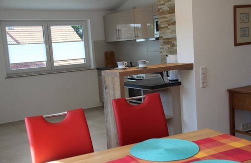 Uehlingen-Birkendorf Appartement | confort NOUVEAU **** étoiles construit - appartement avec balcon