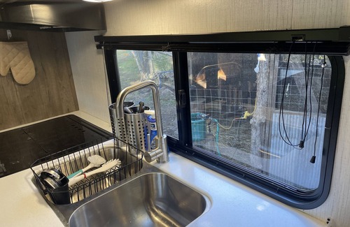 Union Maison | New Camper with a Hot Tub and Pool: Great For Families or a Romantic Weekend.