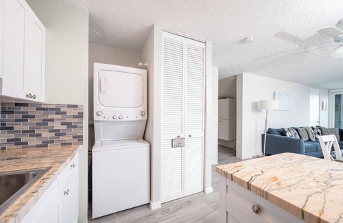 Green Cay Plantation Copropriété | New centrally located 2BR/2BA condo gated community with 2 pools & pickleball!
