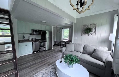 Conneaut Lake Chalet De Ski | *NEW Chalets by the Lake - #6 - Conneaut Lake, PA