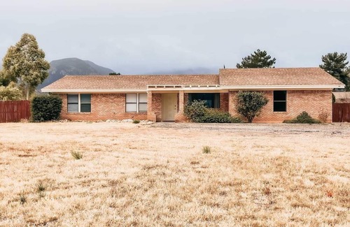 Sierra Vista Southeast Cottage | NEW! Charming 3 bedroom w/ spectacular views