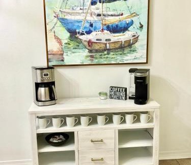 Navarre Maison | New! Close To Beach, Cozy, New beds & Family Friendly