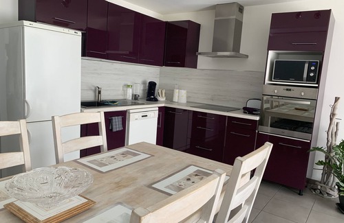 Seynod Villa | VILLA neuve 4 étoiles proche Lac d'Annecy tout confort