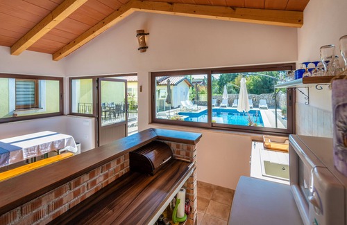 Strmac Station Balnéaire | New! Complex of 3 apartments in the suburbs of Labin