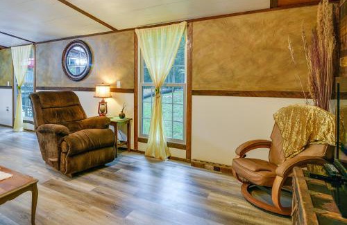 New Concord Maison | New Concord Vacation Rental Near Kentucky Lake